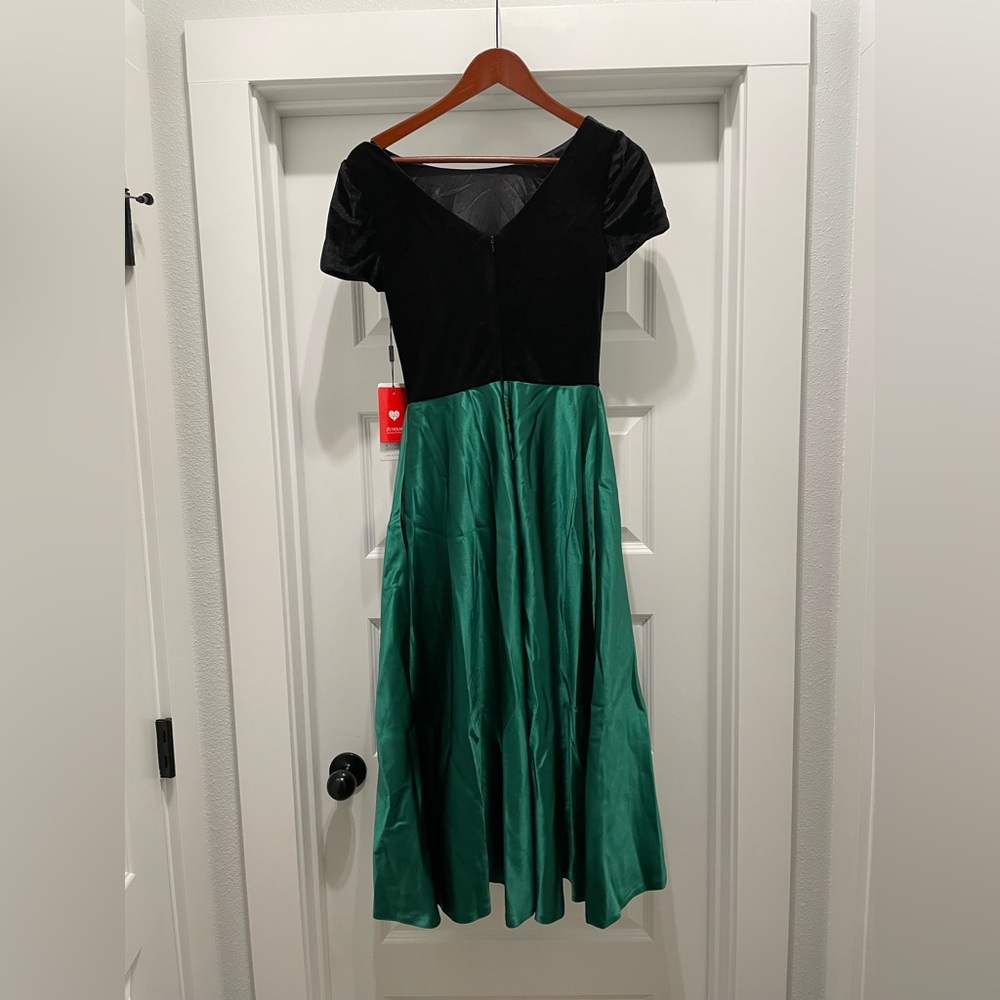 Black and green dress size 4 JJs House